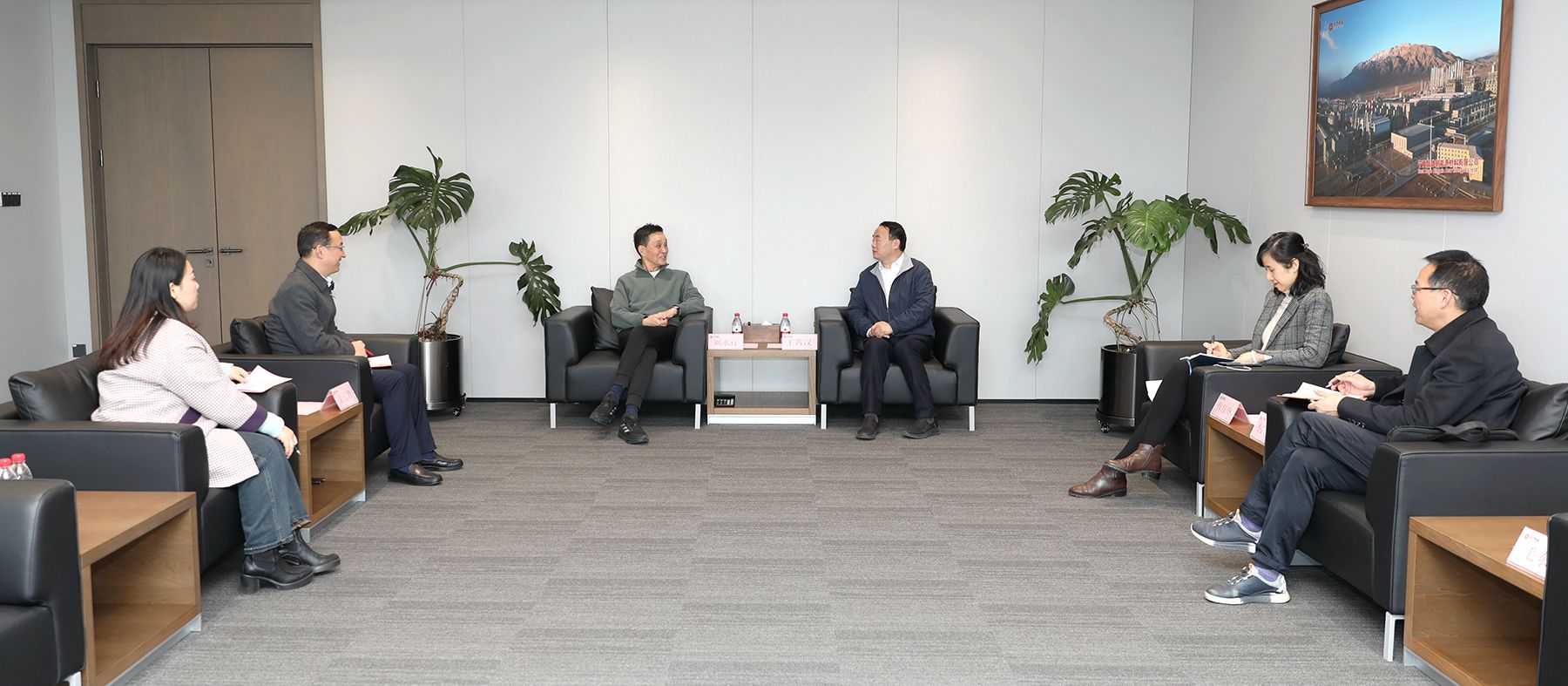 02 821598a21f1e5f1.jpg